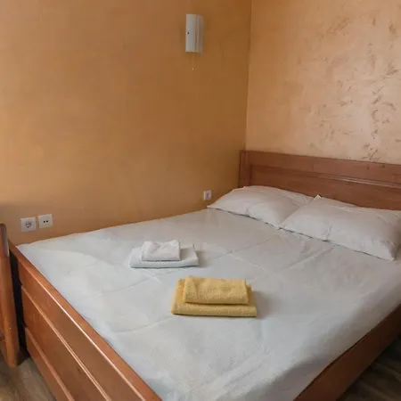 Zavicaj Zaovine2 بيت خشبي